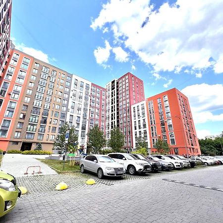 Osapart Beautiful Apartment In A Complex Semycvit Lviv Buitenkant foto