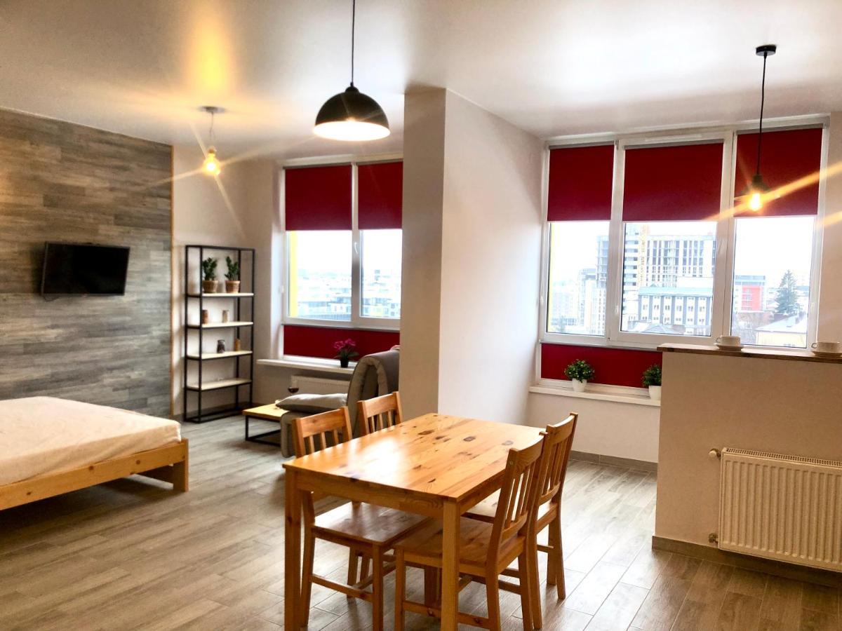 Osapart Beautiful Apartment In A Complex Semycvit Lviv Buitenkant foto