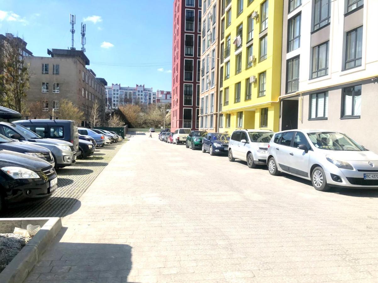 Osapart Beautiful Apartment In A Complex Semycvit Lviv Buitenkant foto
