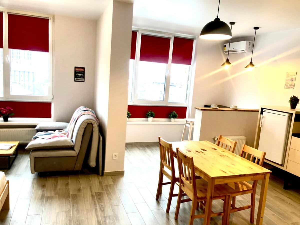 Osapart Beautiful Apartment In A Complex Semycvit Lviv Buitenkant foto