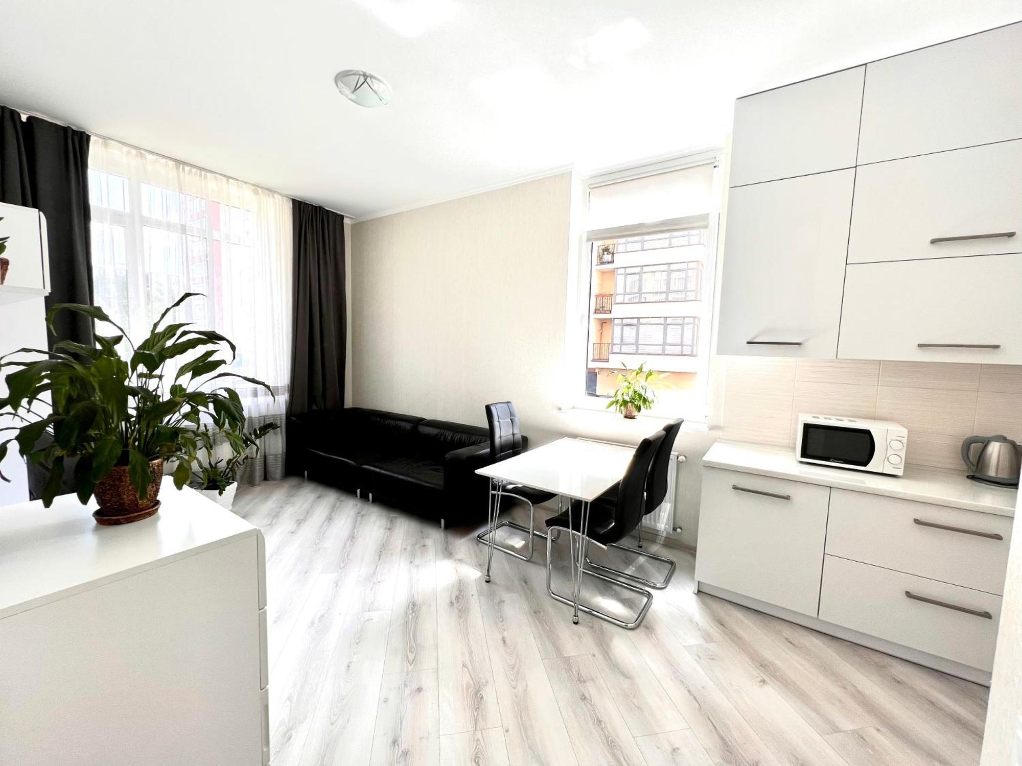 Osapart Beautiful Apartment In A Complex Semycvit Lviv Buitenkant foto