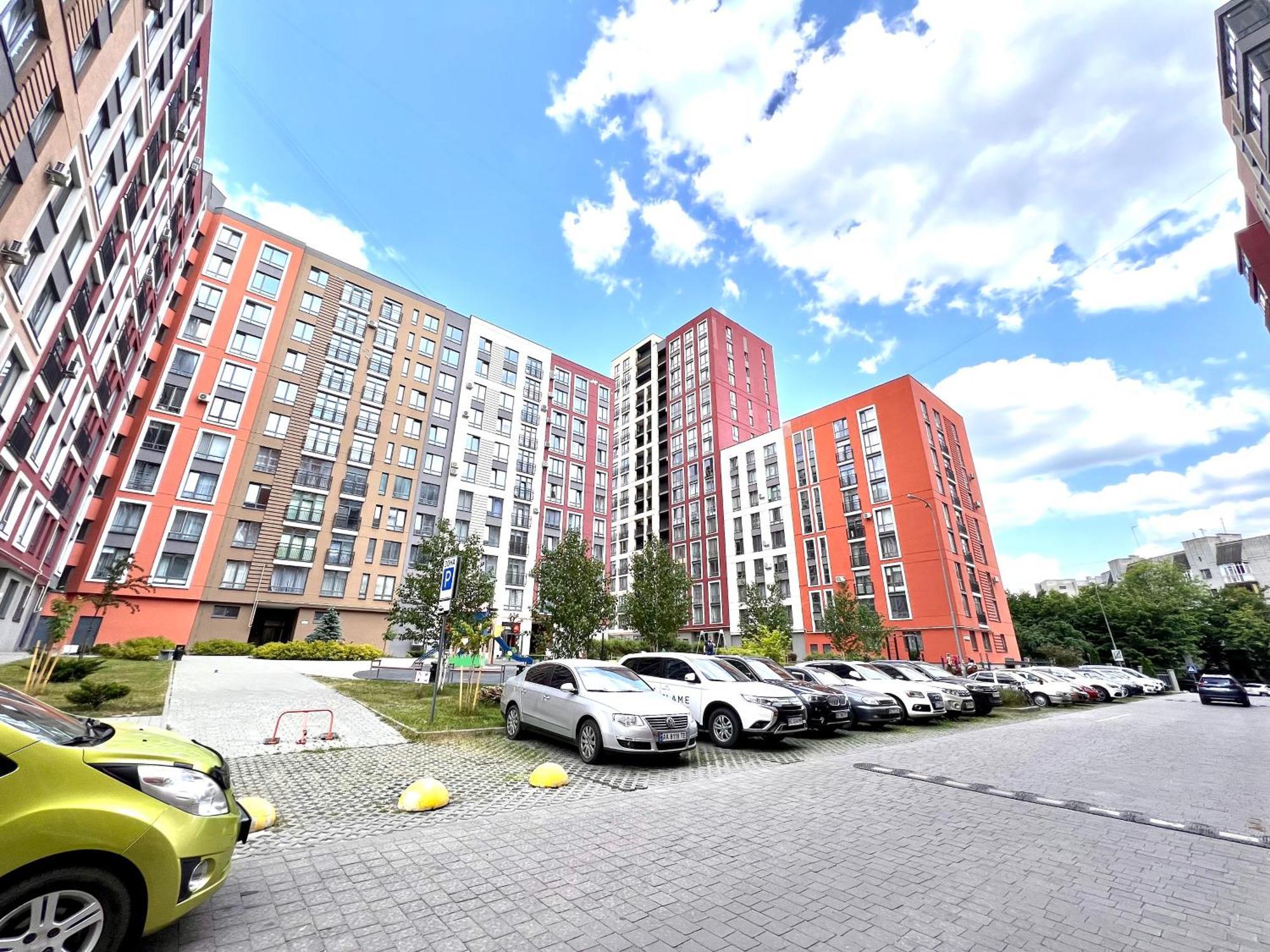 Osapart Beautiful Apartment In A Complex Semycvit Lviv Buitenkant foto